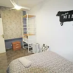 Centrico Y Espacioso Piso En Barrio Tranquilo