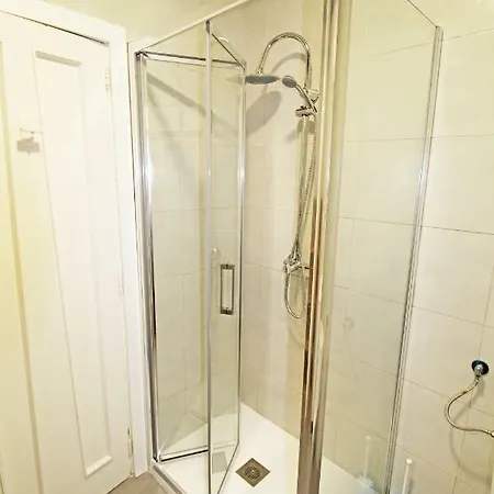 Apartment Centrico Y Espacioso Piso En Barrio Tranquilo
